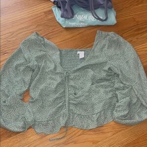 Floral Green Long Sleeve Crop Top